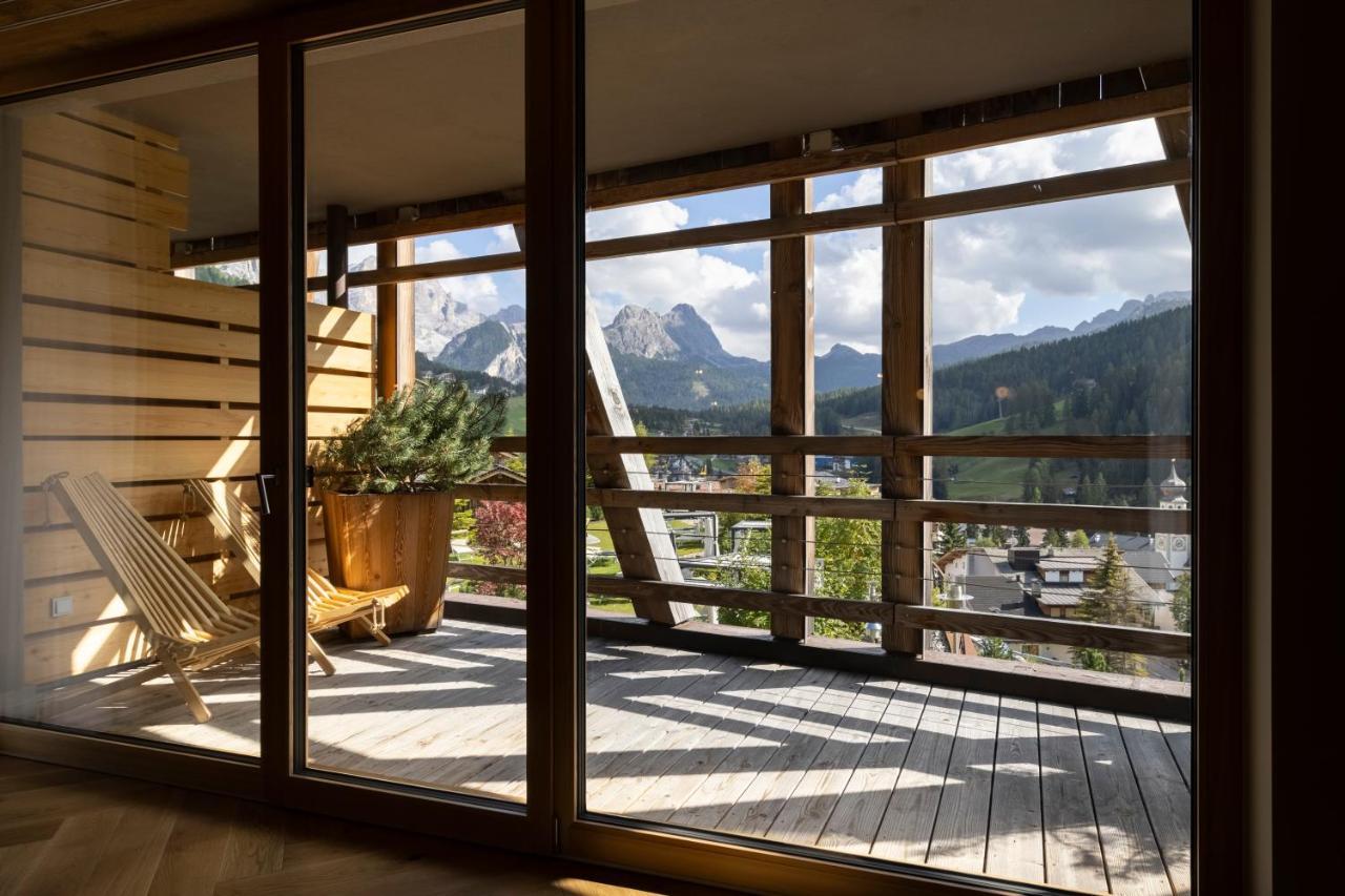 Hotel Fanes ซานกัสซิอาโน ภายนอก รูปภาพ