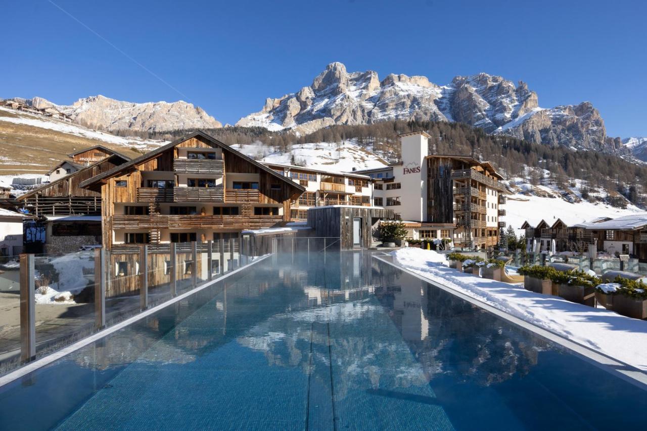 Hotel Fanes ซานกัสซิอาโน ภายนอก รูปภาพ