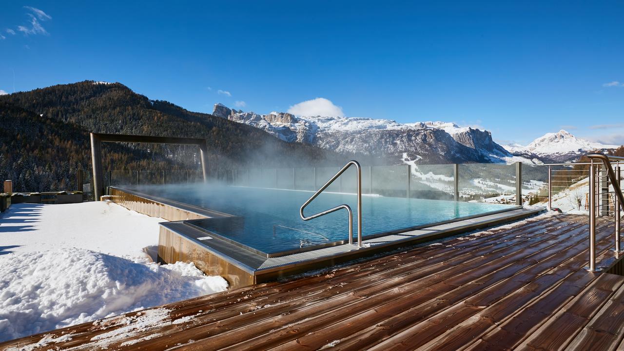 Hotel Fanes ซานกัสซิอาโน ภายนอก รูปภาพ