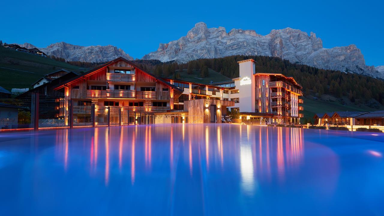 Hotel Fanes ซานกัสซิอาโน ภายนอก รูปภาพ